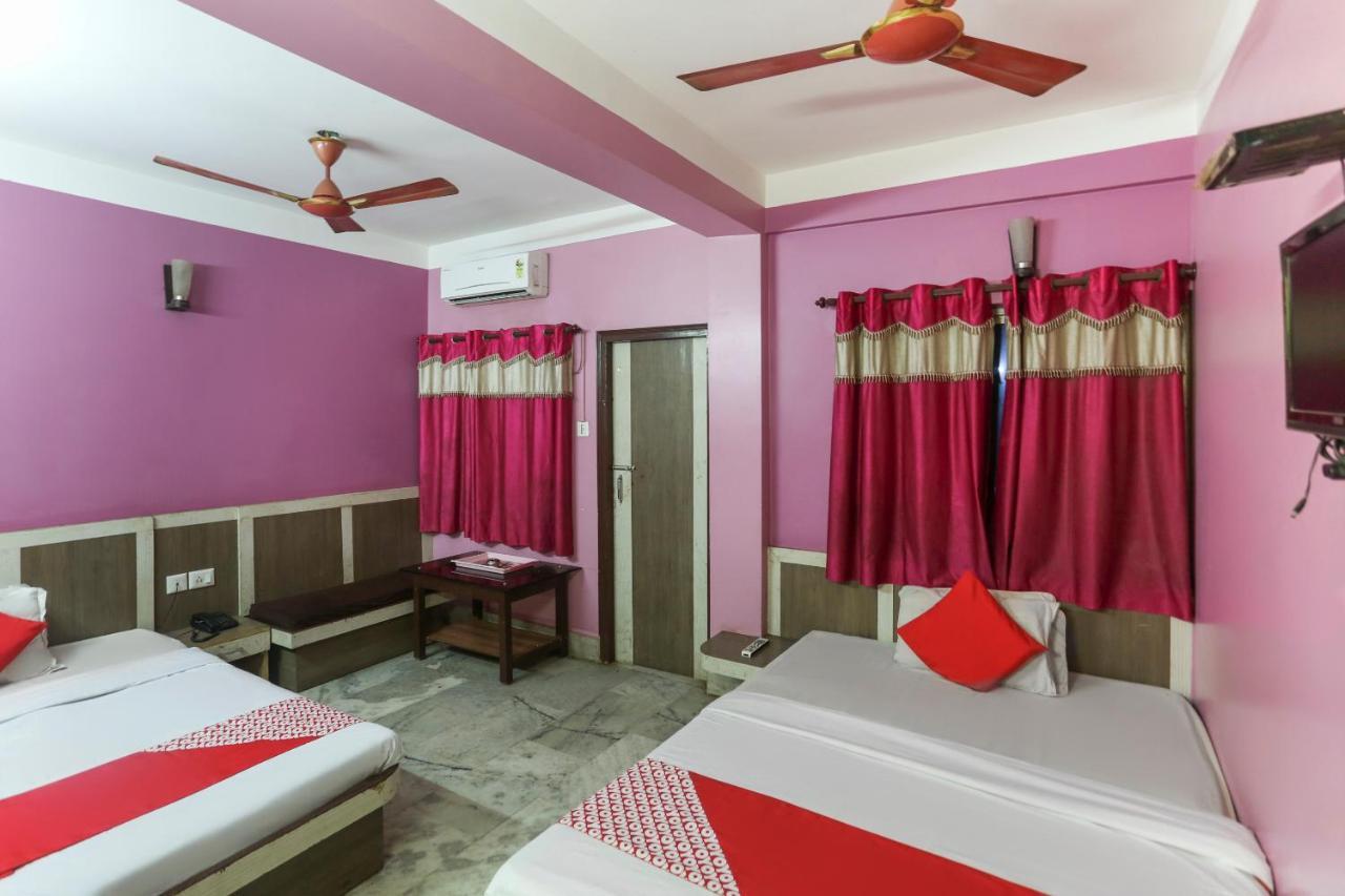 Oyo 60609 Hotel Tanushree Rampurhat Exterior photo
