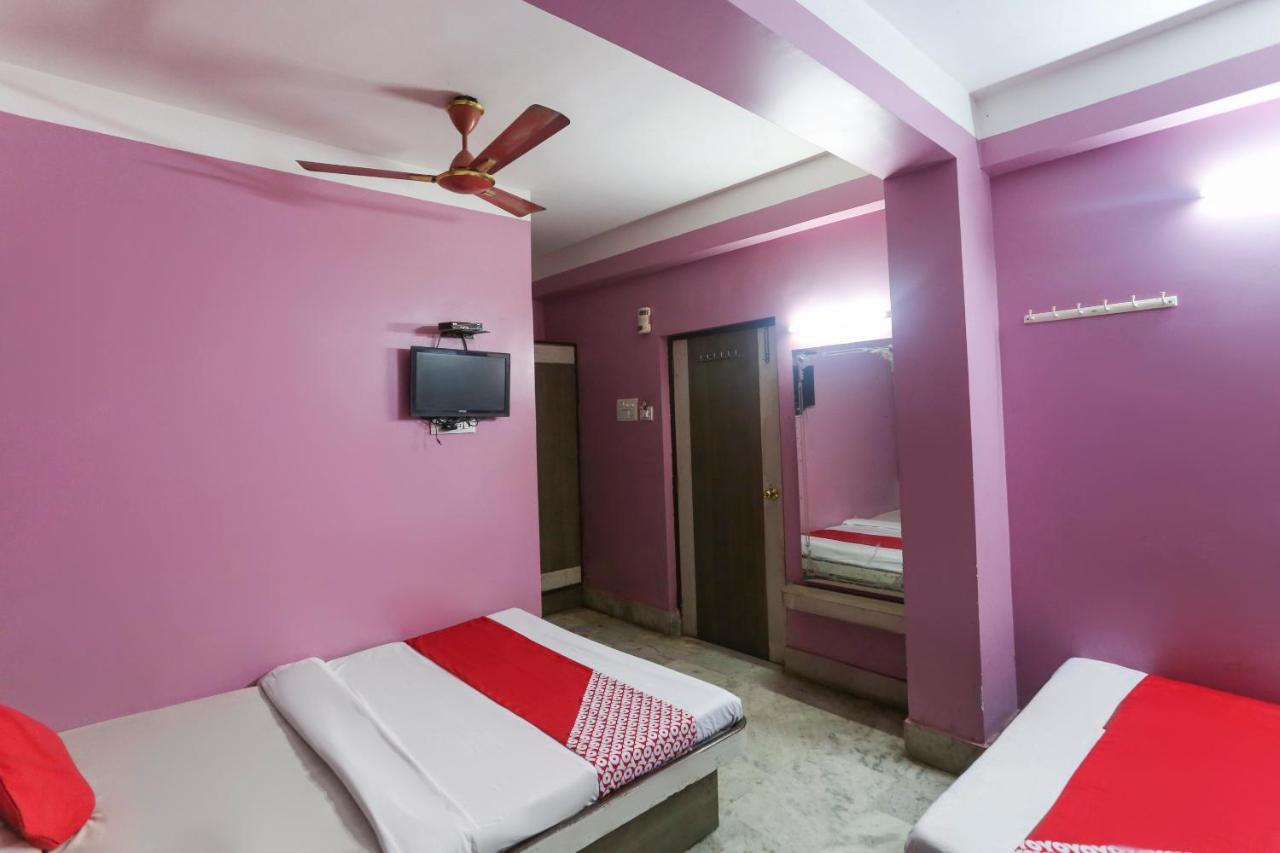 Oyo 60609 Hotel Tanushree Rampurhat Exterior photo